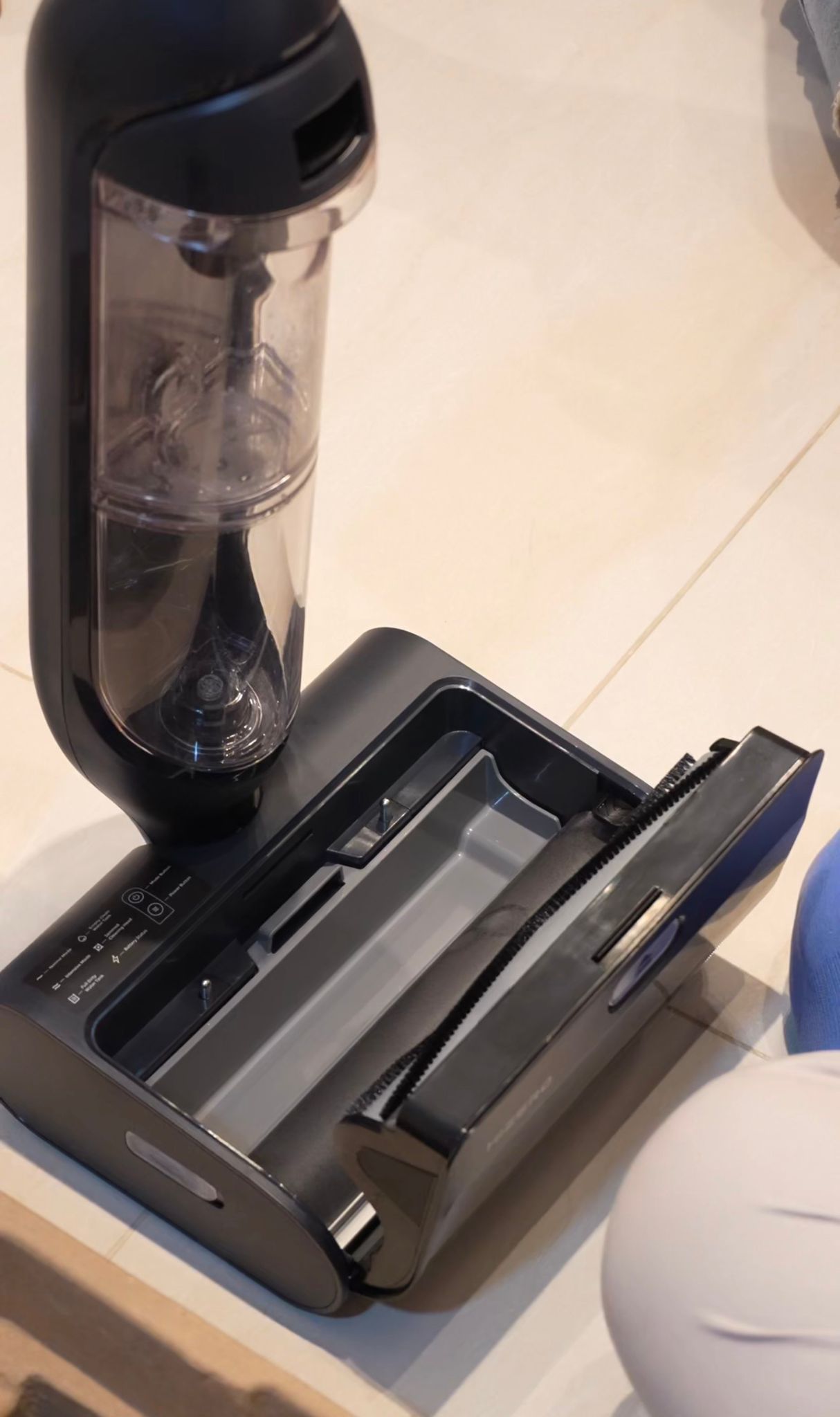 Click to view full screen Hizero F300 Bionic Bionic 4-in-1 Floor Cleaner photo review