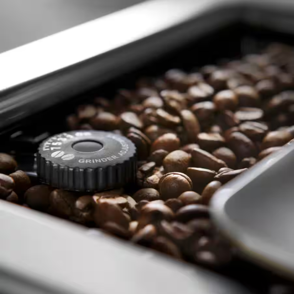 De'Longhi PrimaDonna Elite Experience l Fully Automatic Coffee Machine | Bean-to-Cup Espresso Maker - Image 3